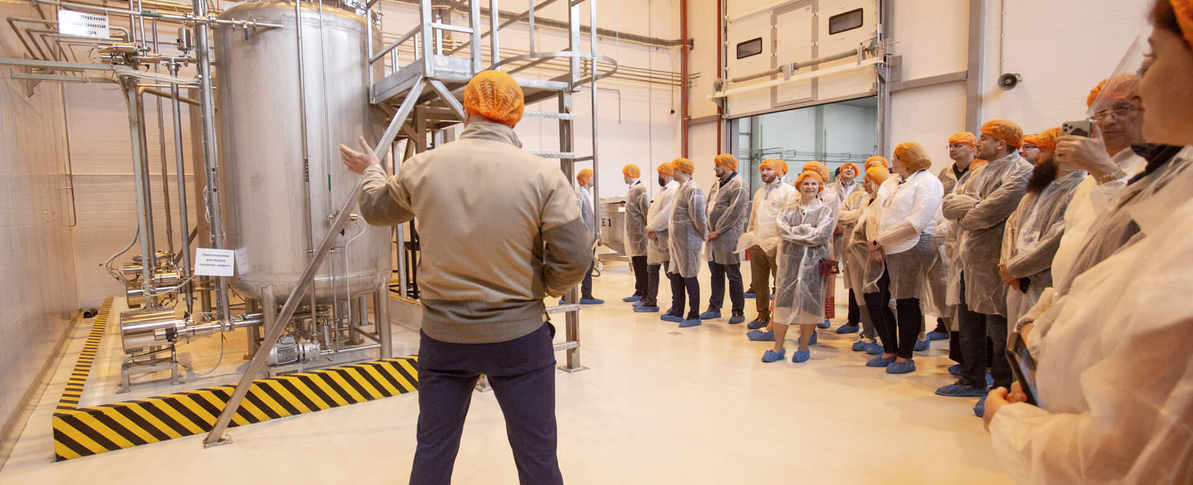 A Visit of PROTECO’s key distributors to GLOMACO Factory (May 28, Annolovo)